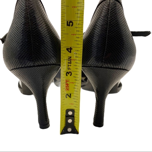 Fioni Black Pointy Toe T Strap Heels- Size 10 - Picture 12 of 14